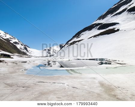 Oberalp Pass, Artificial Lake Ice
