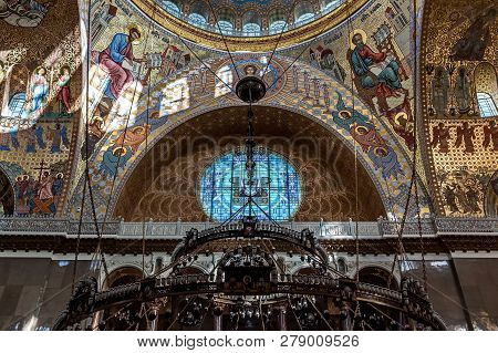 Kronstadt, Russia-09/16/2018: Naval Cathedral Of St. Nicholas The Wonderworker (nikolsky Stauropegic