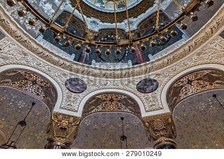 Kronstadt, Russia-09/16/2018: Naval Cathedral Of St. Nicholas The Wonderworker (nikolsky Stauropegic
