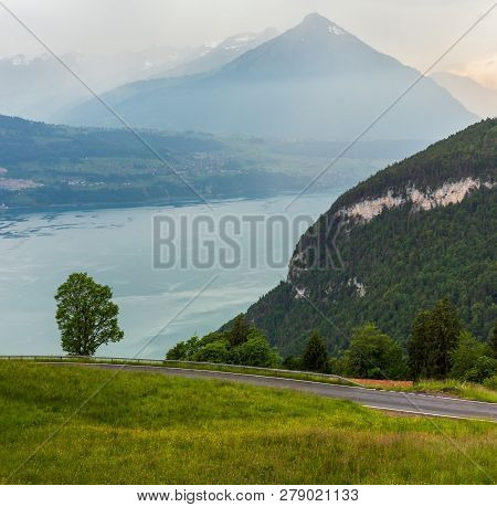 Lake Brienz Or Brienzersee Evening Cloudy Summer Top View (berne, Switzerland).