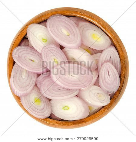 Sliced Shallots In Wooden Bowl. Chopped. Rings. Type Of Onion And Variety Of Allium Cepa. Purple, Ed