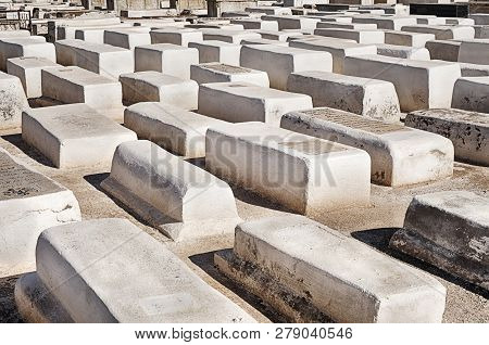 Marrakesh, Morocco - October 24, 2018: Anonymous White Tombs Mark The Graves In The Ancient Jewish C