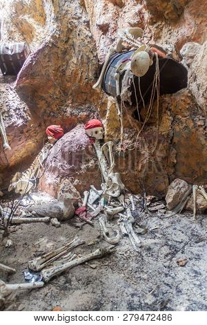 San Bernardo, Colombia - August 31, 2015: Model Of Pirate Skeletons On Palma Island Of San Bernardo 
