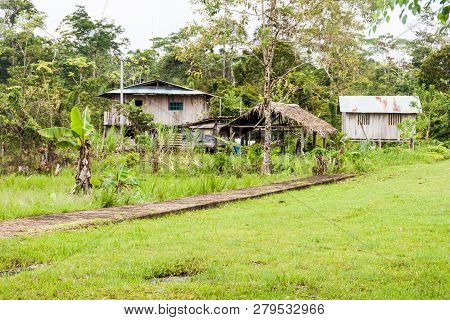 Small Houses In Nuevo Rocafuerte Village, Ecuador