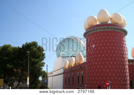 Das Theater-Museum von Salvador Dali In Figueres
