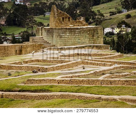 Inca Pirca Is The Oldest And Most Famous Inca Ruins In Ecuador