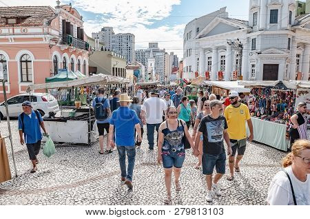 Curitiba - Pr, Brazil - December 16, 2018: People At The Sundays Fair Called Feira Do Largo Da Ordem