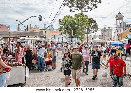 Curitiba - Pr, Brazil - December 16, 2018: People At The Sundays Fair Called Feira Do Largo Da Ordem