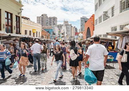 Curitiba - Pr, Brazil - December 16, 2018: People At The Sundays Fair Called Feira Do Largo Da Ordem