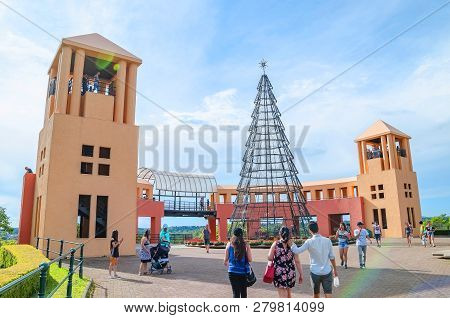 Curitiba - Pr, Brazil - December 16, 2018: Tangua Park (parque Tangua). View Of The Water Fountain A