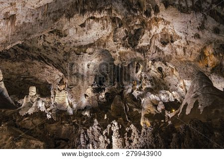 Stalactites And Stalagmites In A Cave Known As Carlsbad Caverns In Southern New Mexico, Usa