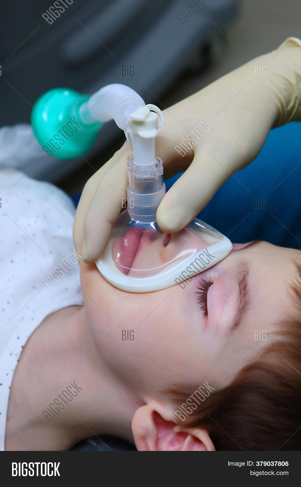 Наркоз под маской. Ингаляционный наркоз севораном. Наркоз под маской. Наркоз под маской. Наркоз под маской.