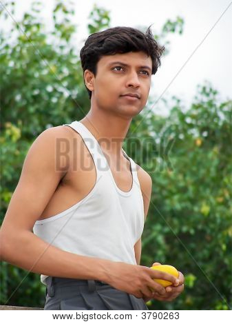 Un mec à la mangue