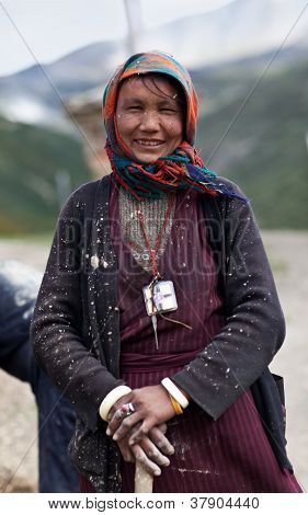 ผู้หญิงทิเบตจาก Dolpo เนปาล