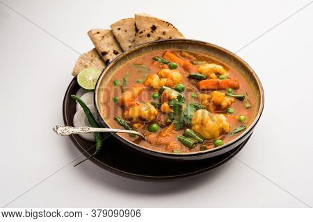 Indian Mix Veg Or Mixed Vegetable Recipe Served In A Bowl With Chapati