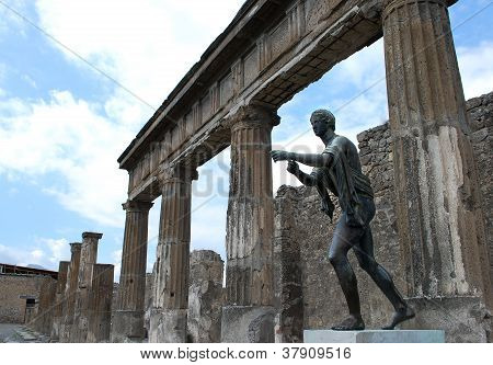 Apollo