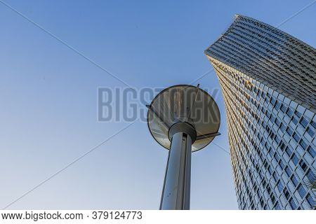 November 2019. Dubai Uae. The Cayan Tower At Dubai Marina In Dubai Uae