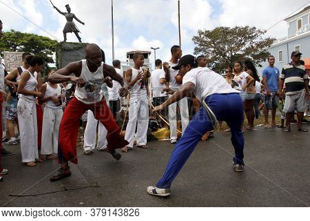 Salvador, Bahia / Brazil - July 2, 2013: Capoeiristas Are Seen During A Presentation At The Bahia In