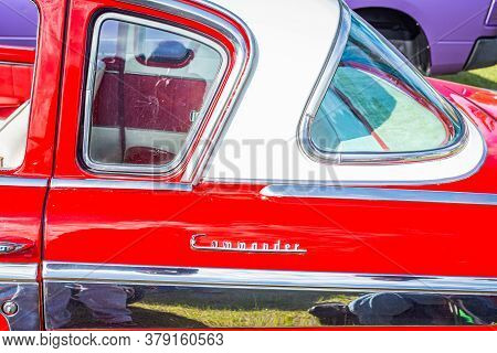 Savannah, Ga / Usa - April 21, 2018: 1955 Studebaker Commander At A Car Show In Savannah, Georgia.
