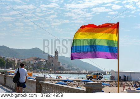 Sitges, Catalonia, Spain: July 28, 2020: People On The Paseo Maritimo In The City Of Sitges In The S