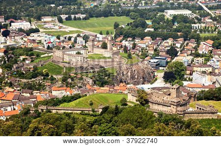 Castillos, Bellinzona, Suiza