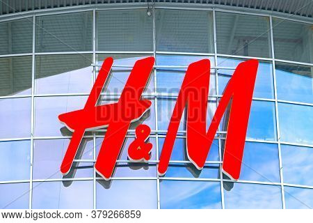 Kyiv, Ukraine - July 04, 2020: H&m Store In Dreamtown Shopping Mall. Hennes & Mauritz Ab Is A Swedis