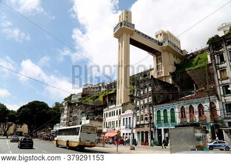 Salvador, Bahia / Brazil - May 23, 2015: Lacerda Elevator In The Historic Center Of The City Of Salv