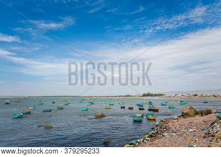 Vietnam Ocean Road From Mui Ne To Phan Rang