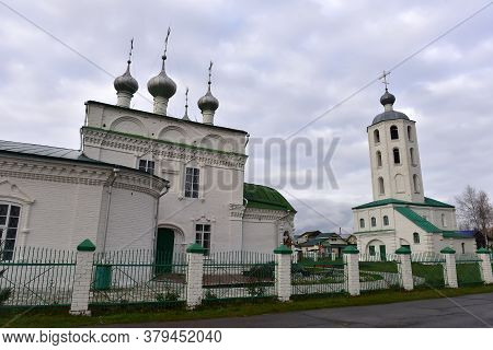 Russia, Tsivilsk 21,10,2017 Belfry With The Church Of John The Merciful In Tsivilsk, Chuvash Republi