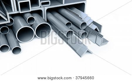 Tubulações, canais, ângulos, quadrados de metal