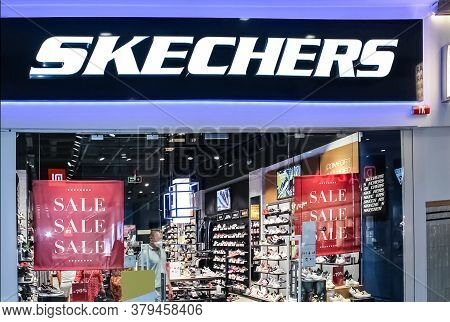 Kiyv, Ukraine - August 2, 2020: Sign Of Skechers On The Shop At Shopping Mall. Skechers Is An Americ