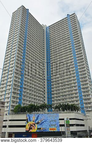 Quezon City, Ph - Nov 24 - Sun Residences Condominium Facade On November 24, 2018 In Quezon City, Ph