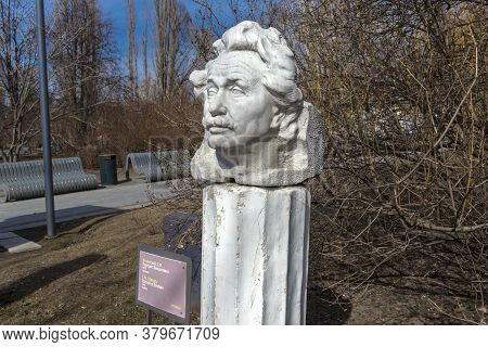 Russia, Moscow 05.04,2019 Sculpture Park Museon, Sculpture 