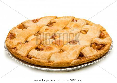 Herkullinen omenapiirakka valkoisella pohjalla