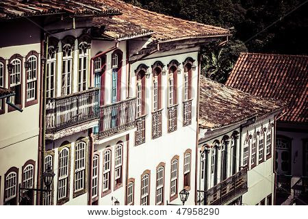 Visning af Unesco World Heritage byen Ouro Preto i Minas Gerais Brasilien