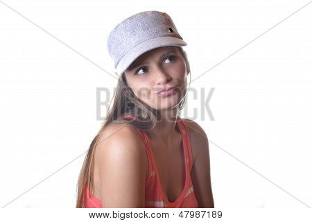 красивая молодая женщина в студии