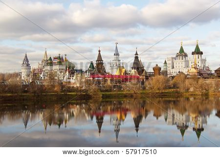 The Kremlin To Izmailovo