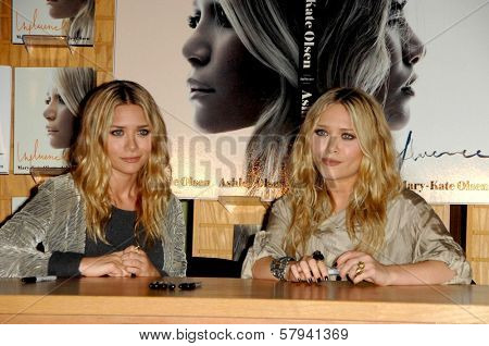 Mary-Kate Olsen and Ashley Olsen  at an in store appearance to sign copies of the new book 'Influence'. Borders Books and Music, Westwood, CA. 11-12-08