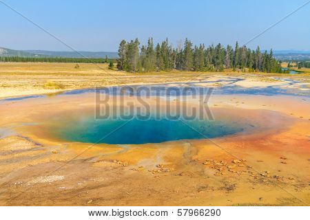 Hot Colourful Geothermal Pool, Yellowstone National Park ,wyoming