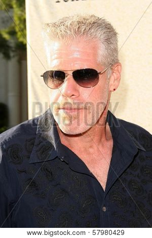 Ron Perlman  at the Premiere Screening of 'Sons of Anarchy'. Paramount Theater, Hollywood, CA. 08-24-08