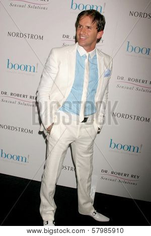 Aaron Eckhart at the Los Angeles Premiere of 'Towelhead'. Arclight Hollywood, Hollywood, CA. 09-03-08