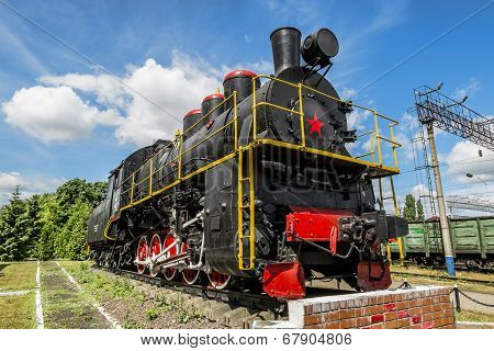 Old Steam Locomotive On The Pedestal In The Yelets  Locomotive Depot