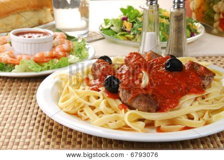 Spagetti illallinen