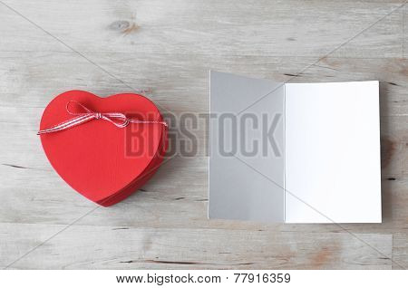 Heart Gift Box And Blank Card - Whitened