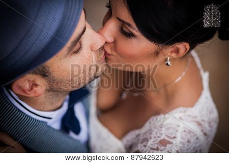 Kiss, Top View