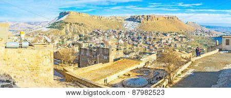 The Town In Mauntains