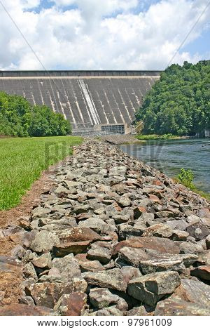 Fontana Dam (vertical)