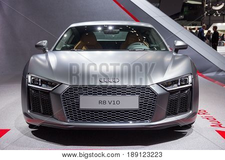 Audi R8