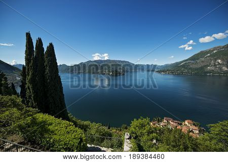 Panoramic view of Lake Como_the promontory of Bellagio from Vezio castle