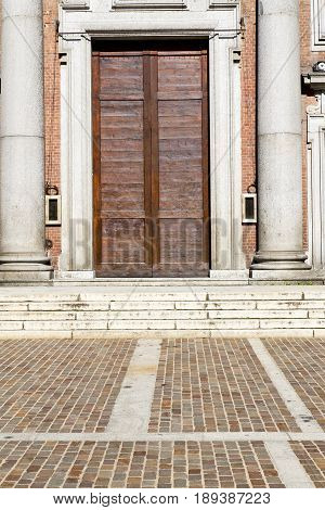 Italy  Lombardy      The Somma Lombardo Old   Church  Closed      Wall